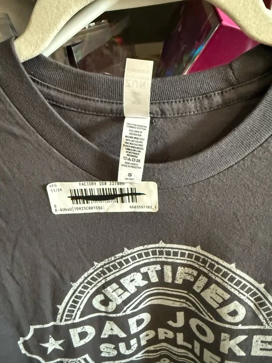 Certified Dad Joke Supplier Gray Graphic Tee. Size S - Picture 3 of 4